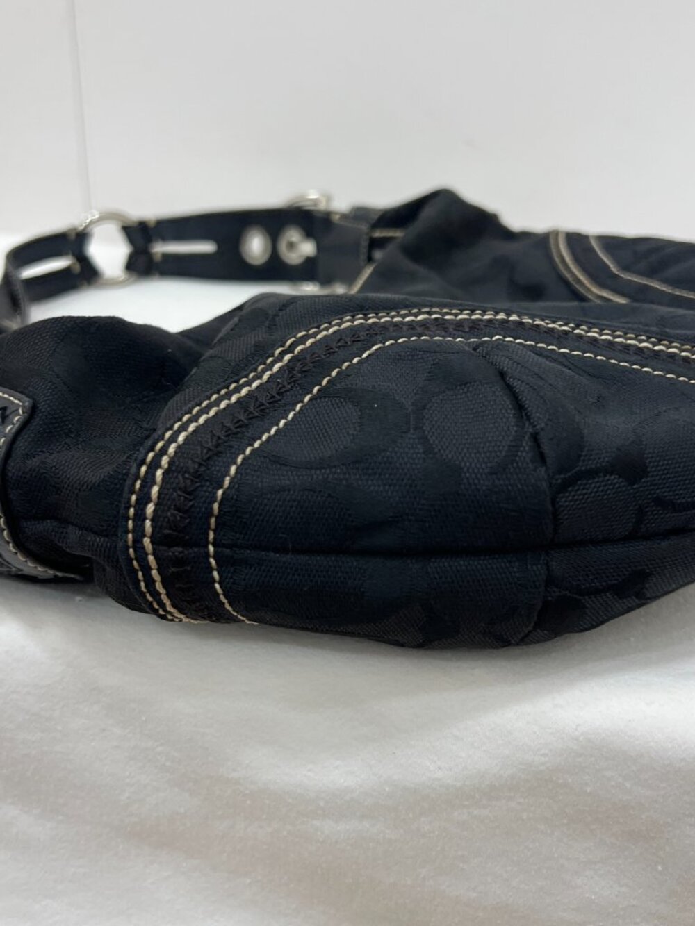 Coach Black Hobo Crescent Shoulder Bag in Style 10600 - Picture 5 of 16